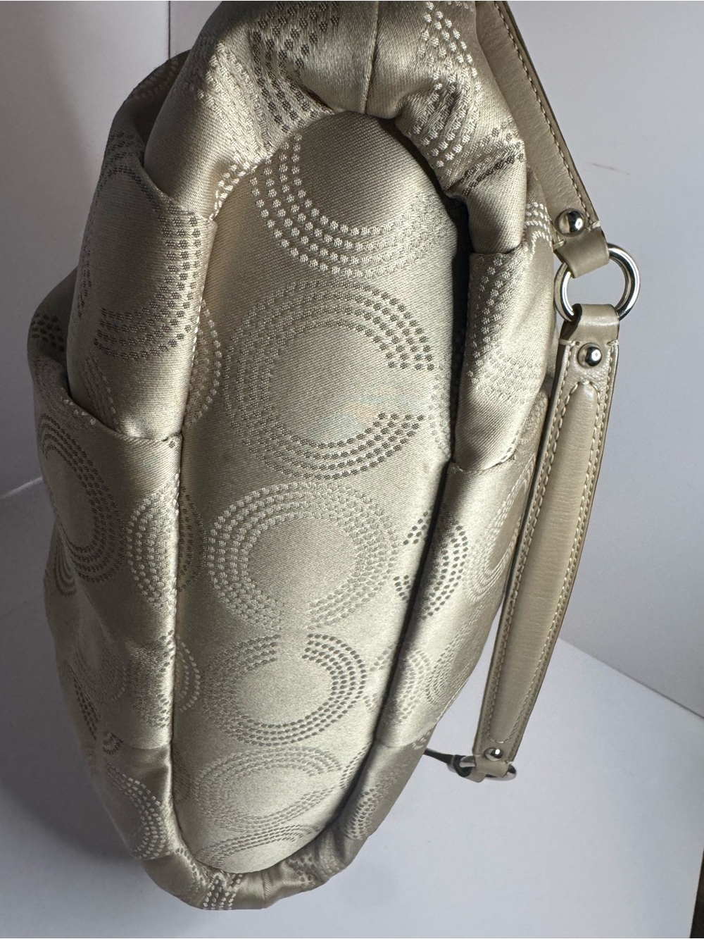 #298 Coach Madison Dotted Op Art Sophia Satchel Two-Way Bag - Picture 7 of 13